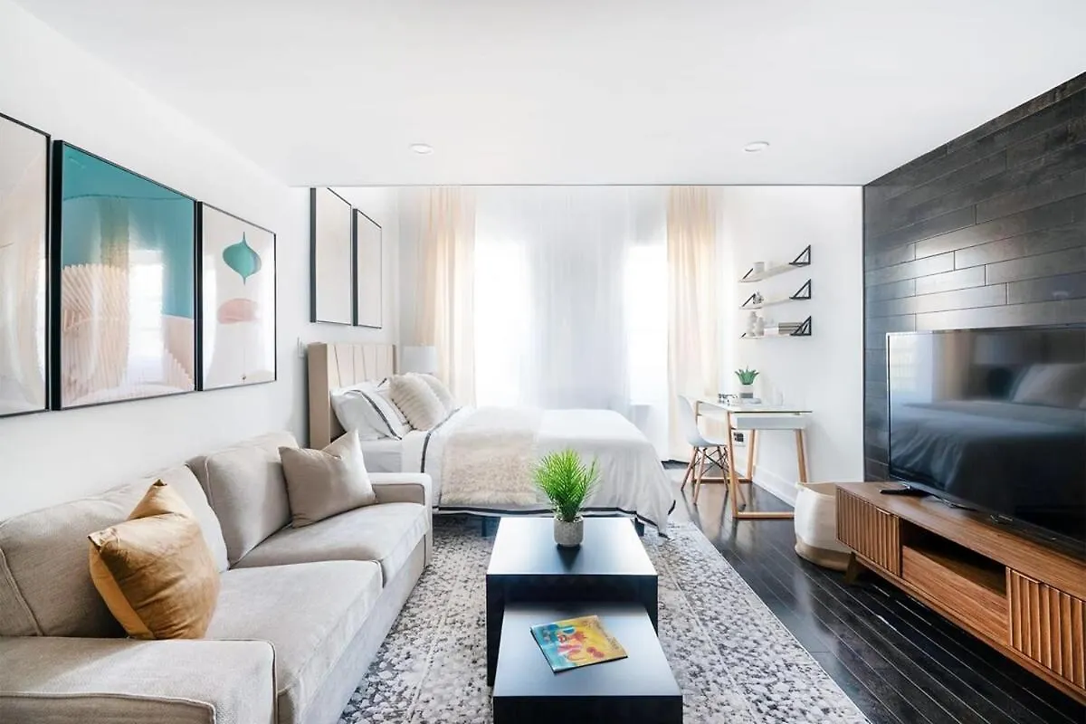 444-5C Newly Renovated Studio Midtown West W&D location